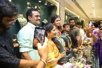 Sreeleela Inaugurates CMR Jewellery Showroom